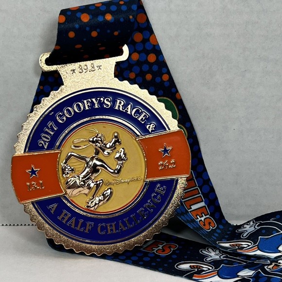 2017 Run Disney Walt Disney World Goofy Race and a Half Challenge Medal - Picture 2 of 7